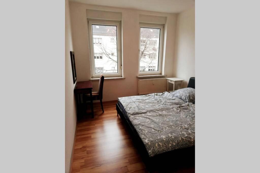 Ferienwohnung - Apartment Mit Balkon In Halle-Saale, Trotha Halle  外观 照片