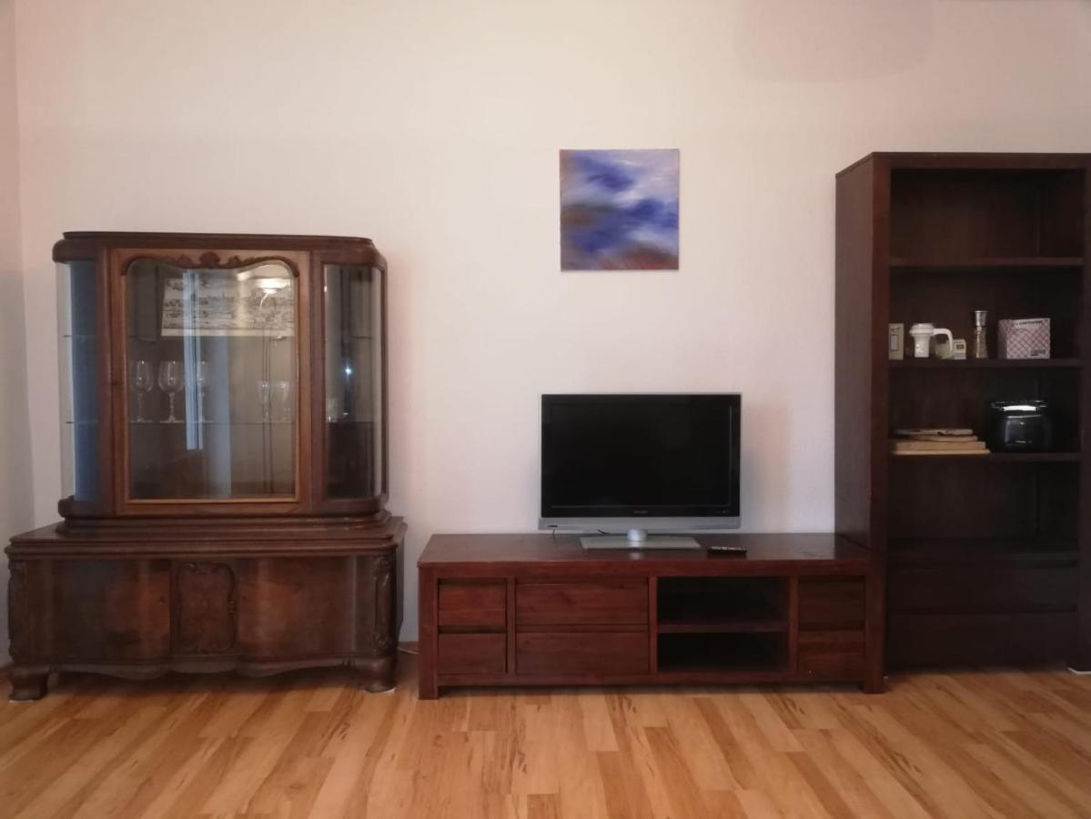 Ferienwohnung - Apartment Mit Balkon In Halle-Saale, Trotha Halle  外观 照片
