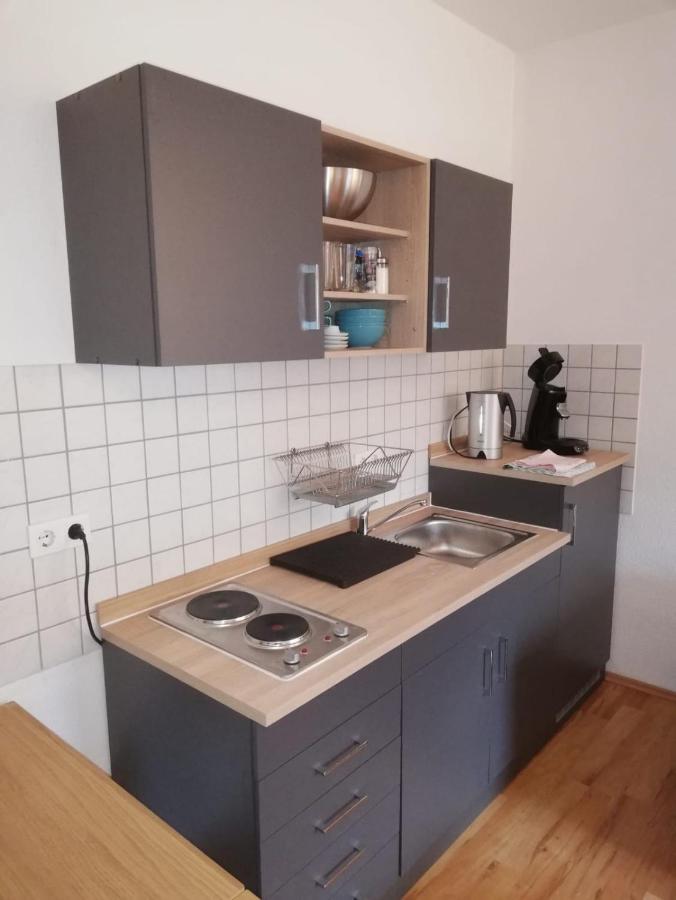 Ferienwohnung - Apartment Mit Balkon In Halle-Saale, Trotha Halle  外观 照片